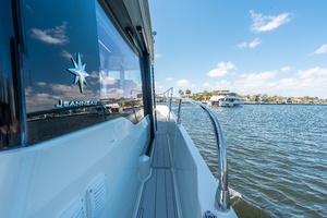 41FT (12.5M) JEANNEAU