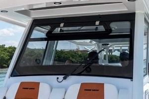 2026 Twin Vee 400 GFX2 CC thumbnail 9