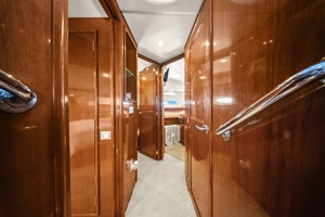 LADY CAPE 56ft Carver Yacht For Sale