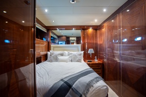 72FT (21.95M) MANGUSTA