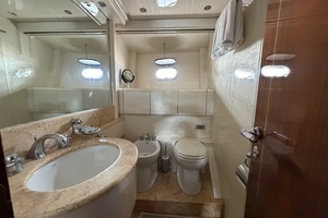 2004 Mangusta 72 thumbnail 18