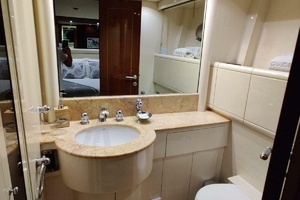 2004 Mangusta 72 thumbnail 48