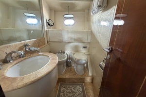 2004 Mangusta 72 thumbnail 19