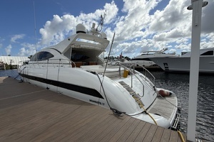 2004 Mangusta 72 thumbnail 4