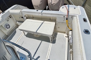 2001 Boston Whaler 26 Outrage thumbnail 7