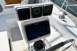 1998 Catalina 380 thumbnail 16