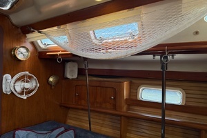 1998 Catalina 380 thumbnail 32
