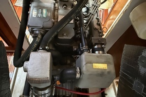 1998 Catalina 380 thumbnail 48