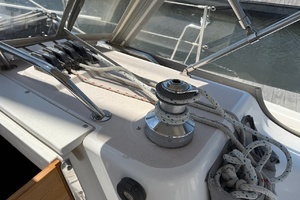 1998 Catalina 380 thumbnail 22