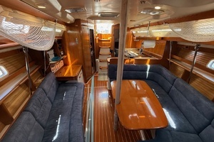 1998 Catalina 380 thumbnail 26