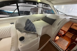 HOBNOBBIN 39ft Princess Yacht For Sale