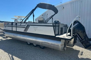 Photo 6053004 for 2023 Custom Viaggio Lago X-R 22  