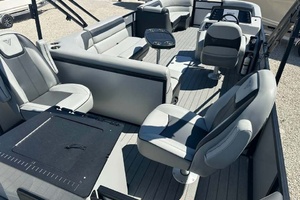 Photo 6052998 for 2023 Custom Viaggio Lago X-R 22  