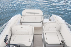 Photo 6053133 for 2025 Regal 26 Express  