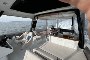 2024 Fountaine Pajot MY 5 thumbnail 12