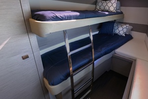 2024 Fountaine Pajot MY 5 thumbnail 34
