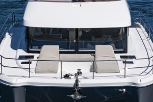 2024 Fountaine Pajot MY 5 thumbnail 6