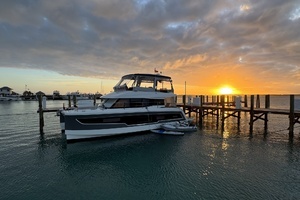 2024 Fountaine Pajot MY 5 thumbnail 4