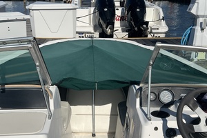 Photo 6053374 for 2000 Boston Whaler 18 Ventura Bowrider  