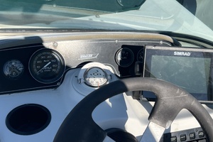 Photo 6053384 for 2000 Boston Whaler 18 Ventura Bowrider  