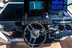 2023 Pardo Yachts 38 thumbnail 33