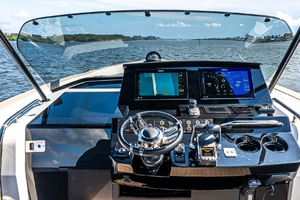 2023 Pardo Yachts 38 thumbnail 34