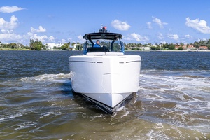 2023 Pardo Yachts 38 thumbnail 5
