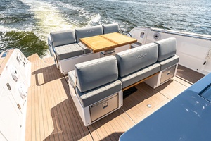 2023 Pardo Yachts 38 thumbnail 13