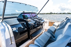 2023 Pardo Yachts 38 thumbnail 30