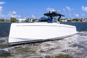 2023 Pardo Yachts 38 thumbnail 3