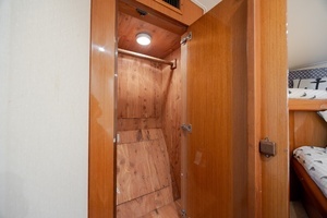 2000 Viking 55 Convertible thumbnail 48