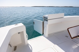 2000 Viking 55 Convertible thumbnail 86