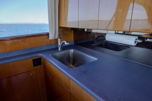 2000 Viking 55 Convertible thumbnail 64