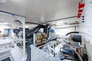 2000 Viking 55 Convertible thumbnail 6