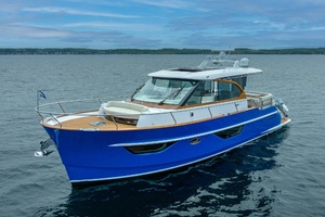 BLUE Worth Avenue Yachts