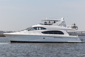 2008 Hatteras Motor Yacht thumbnail 2