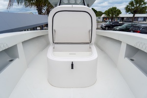 36FT (11.13M) FRONT RUNNER