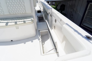 36FT (11.13M) FRONT RUNNER