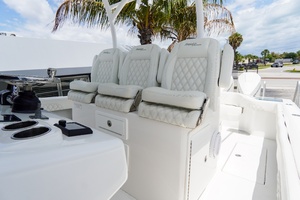 36FT (11.13M) FRONT RUNNER