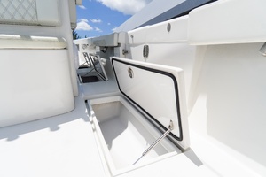 36FT (11.13M) FRONT RUNNER