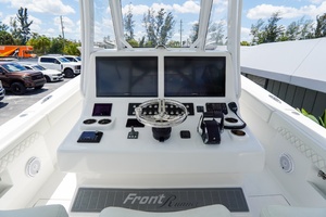 36FT (11.13M) FRONT RUNNER