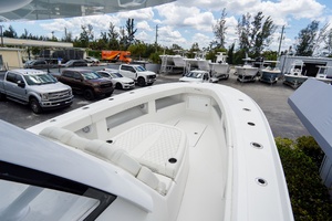 36FT (11.13M) FRONT RUNNER