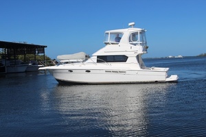 Four Reel 42ft Silverton Yacht For Sale