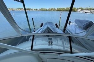 2001 Silverton 42 Convertible thumbnail 46