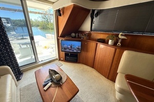 2001 Silverton 42 Convertible thumbnail 24