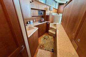 2001 Silverton 42 Convertible thumbnail 28