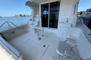 2001 Silverton 42 Convertible thumbnail 61