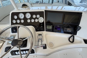 2001 Silverton 42 Convertible thumbnail 53