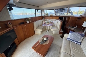 2001 Silverton 42 Convertible thumbnail 14