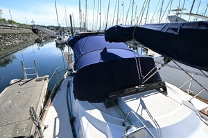 1980 Tartan 37 thumbnail 17
